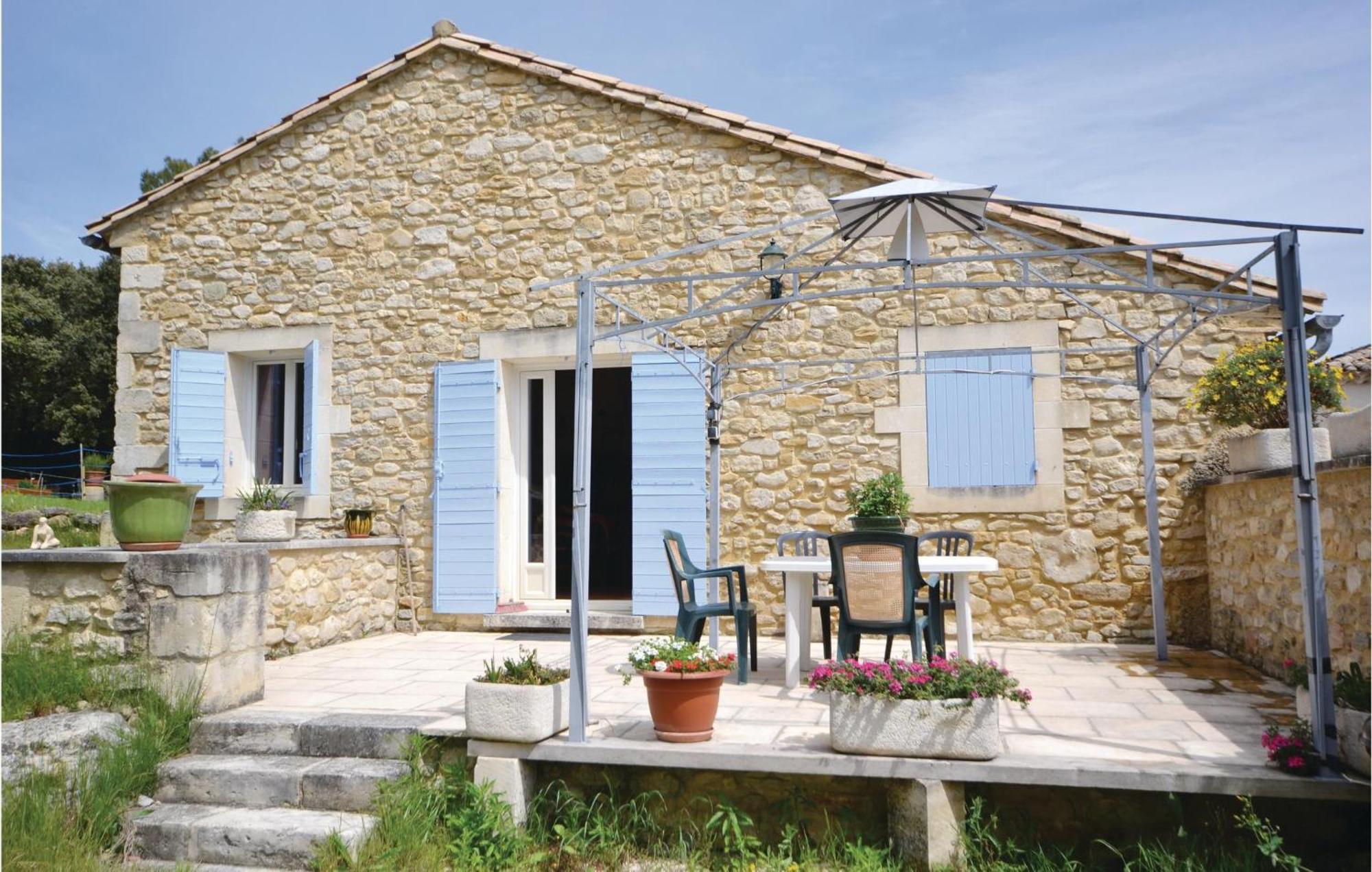 Awesome Home In Bollene With Wifi 外观 照片