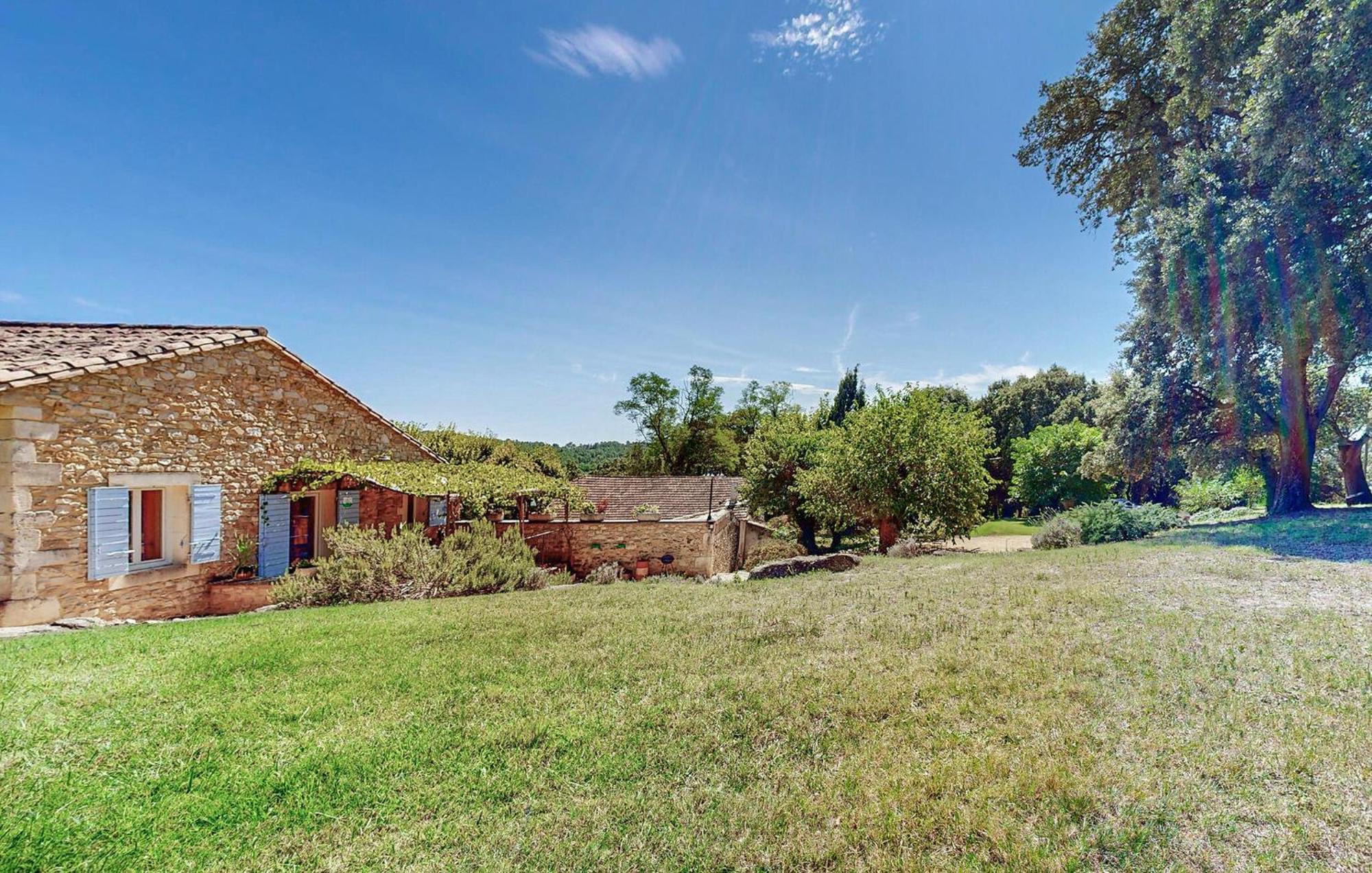 Awesome Home In Bollene With Wifi 外观 照片